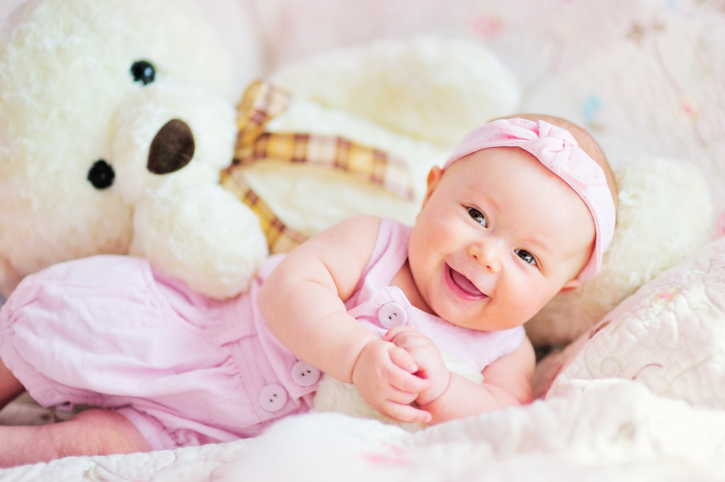 Buying Clothes For New Born Baby – Everything You Should Know