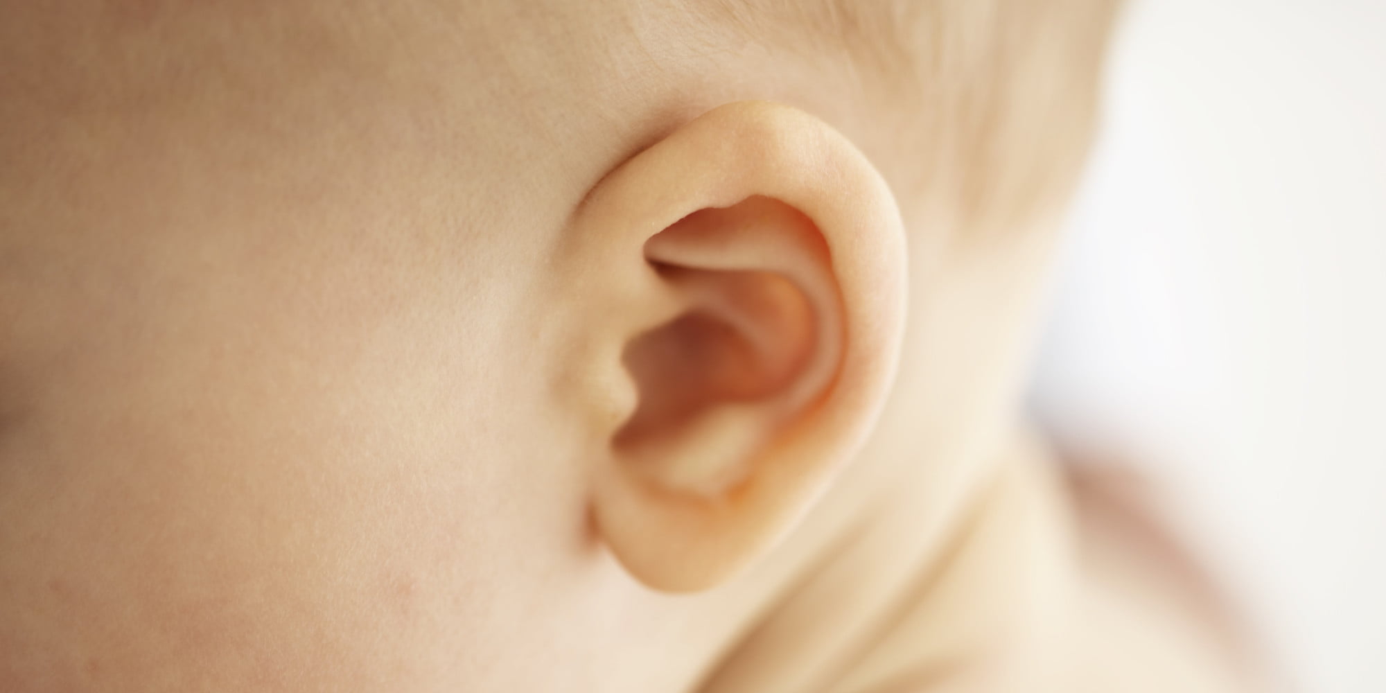 How To Clean The Earwax From A Baby’s Ear?