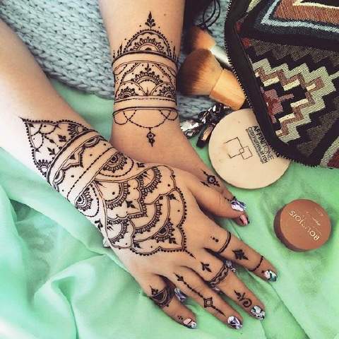 Mehndi designs 11
