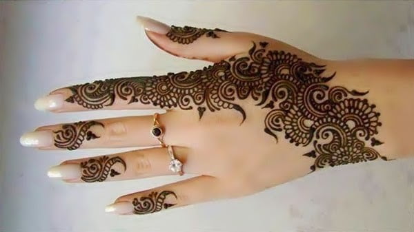 Mehndi designs 15