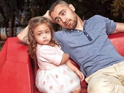 Celebrity dads - Imran Khan