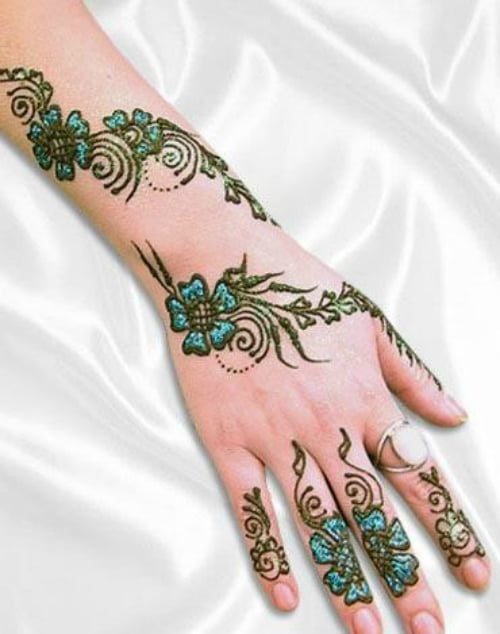 new mom mehndi designs 06