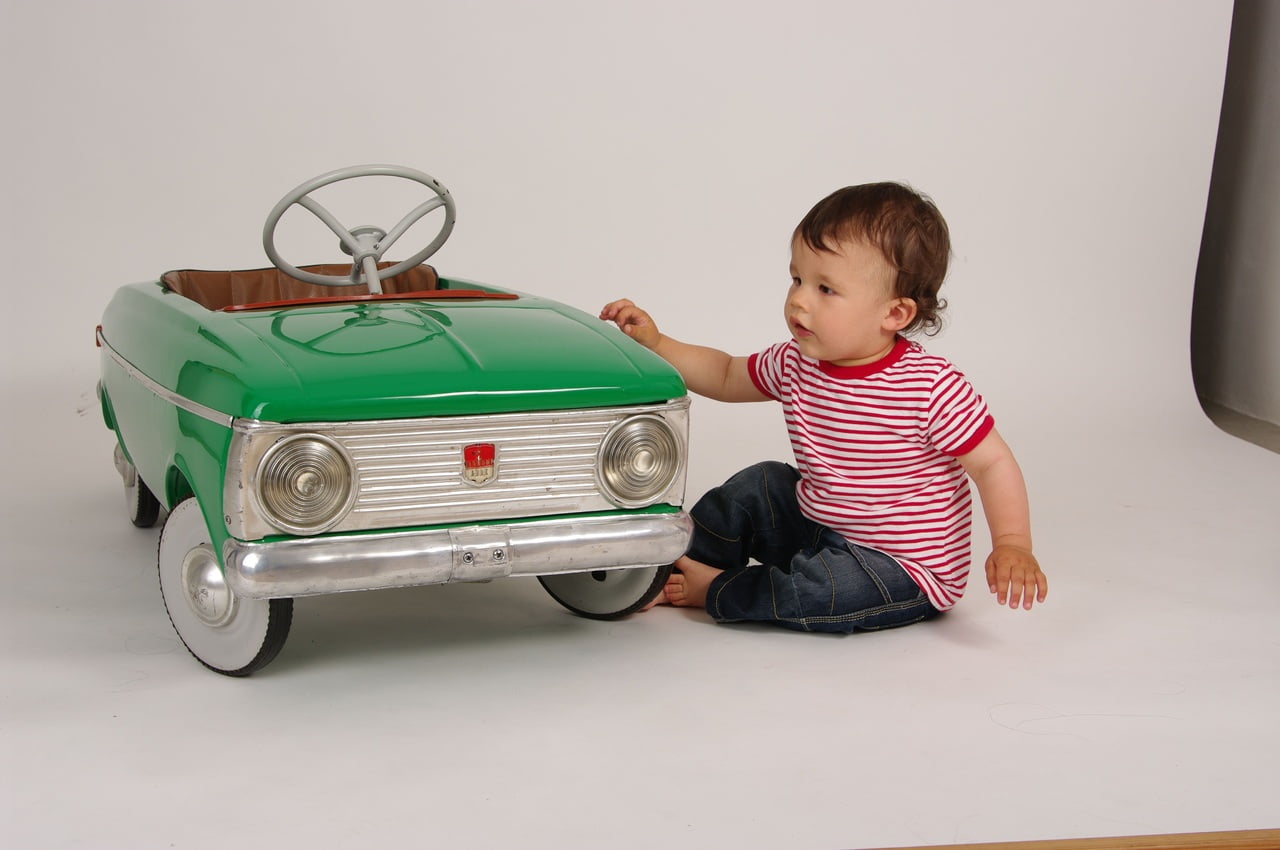 ride on toy car for kids 01