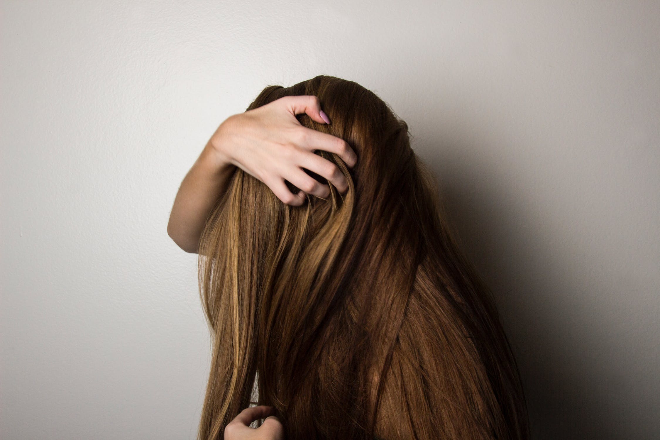 Correct Ways to Use the Hair Straightener 02