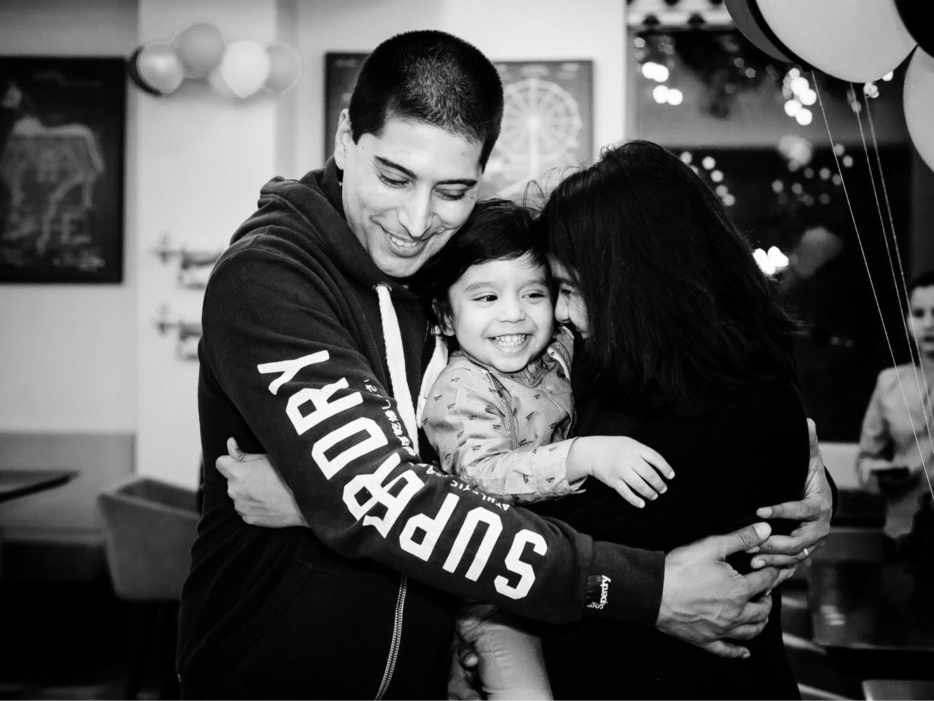 Real Mom Minakshi Singh with husband and daughter