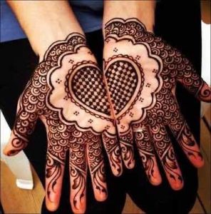 Mehndi Designs for Karwa Chauth - 30 Designs can be done at home