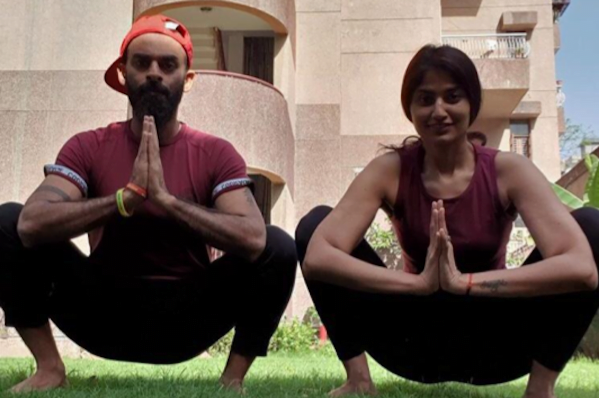 Types Of Yoga To Do With Family During Quarantine
