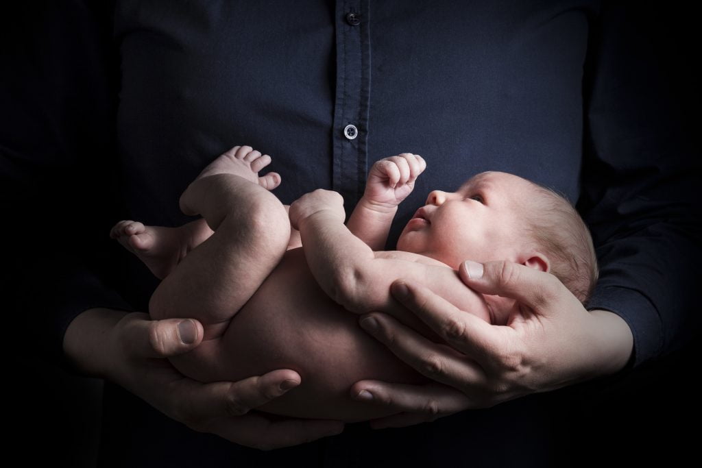 Holding a baby - Newborn Baby Tips