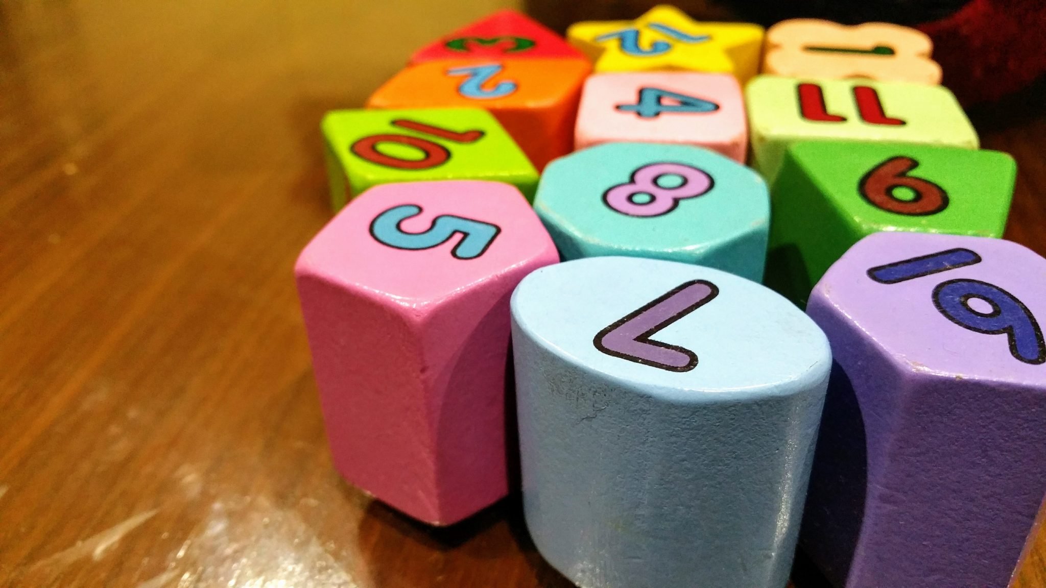 7 Best Brain Puzzles And Toys For Kids