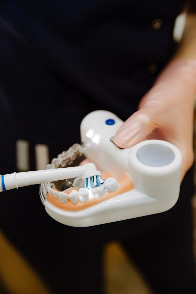 Dental cleaning and teeth sensitivity