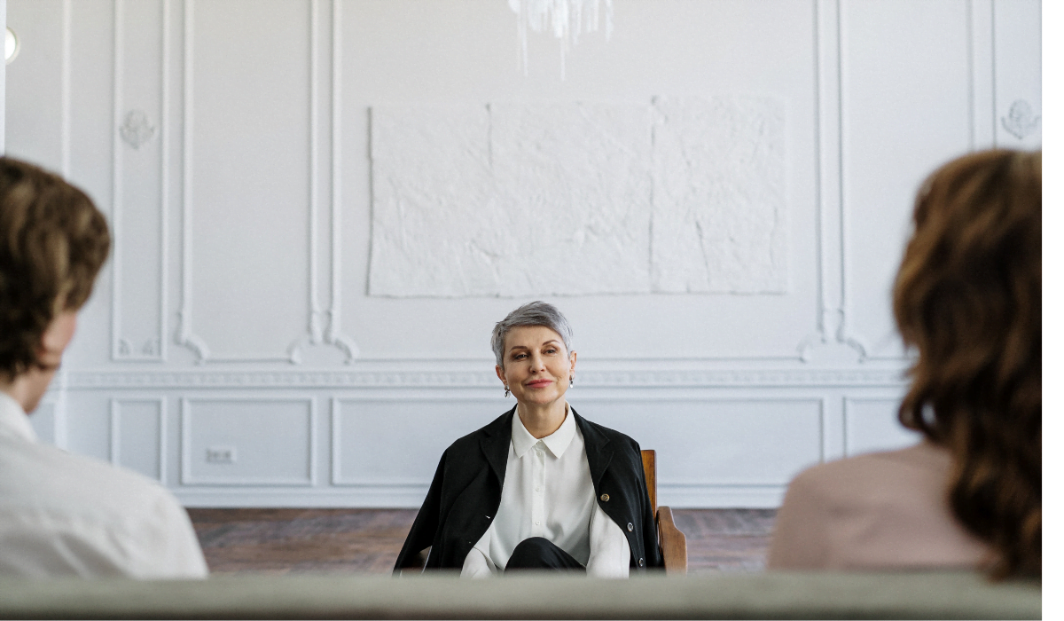 How Can A Marriage Counselor Help Couples Overcome Financial Problems?