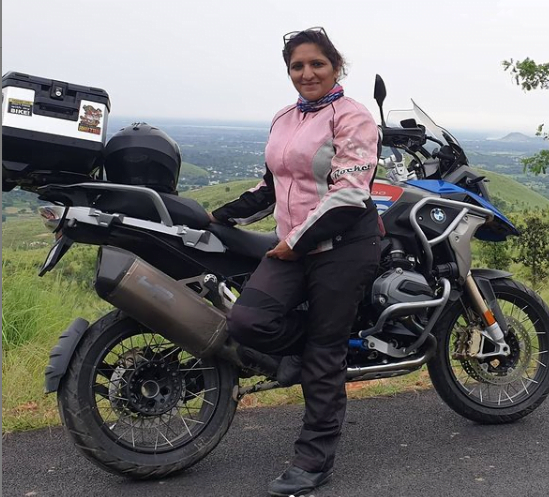 Manoshi Mistry - Lady biker