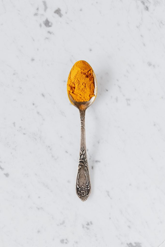 Turmeric for teeth sensitivity