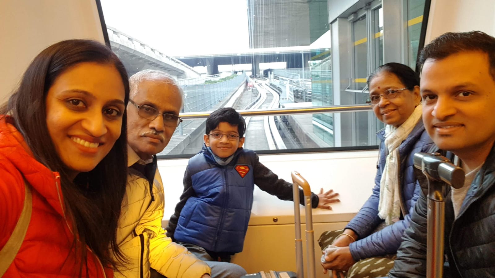 Relationship goals - Nisha and Sangeet with Nisha's family