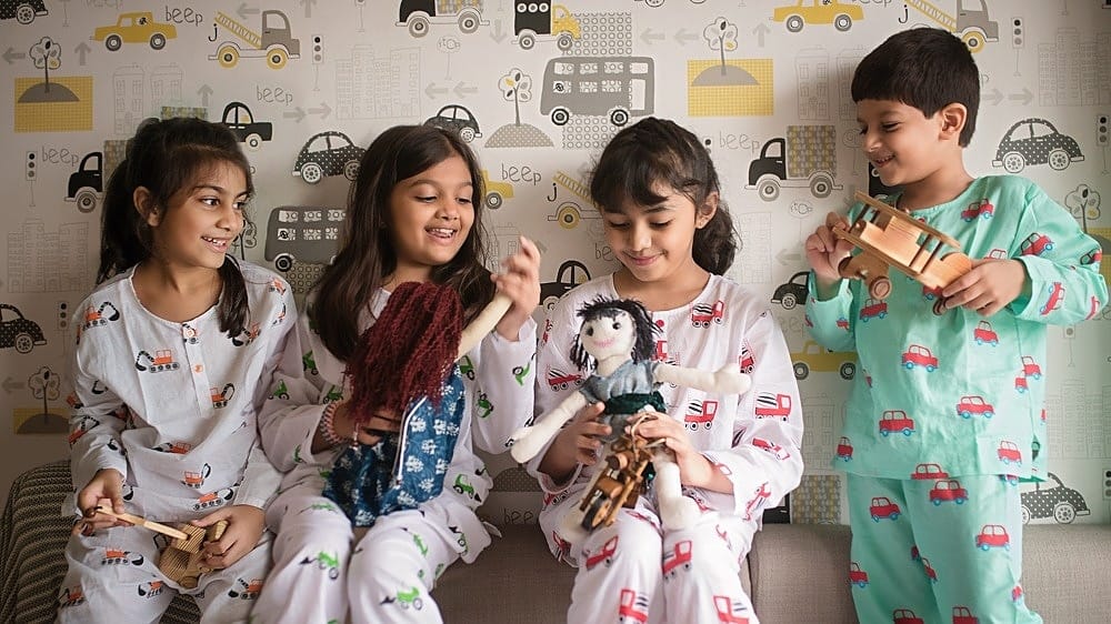 Nightsuits for kids - Kids wearing Mouse In The House clothes