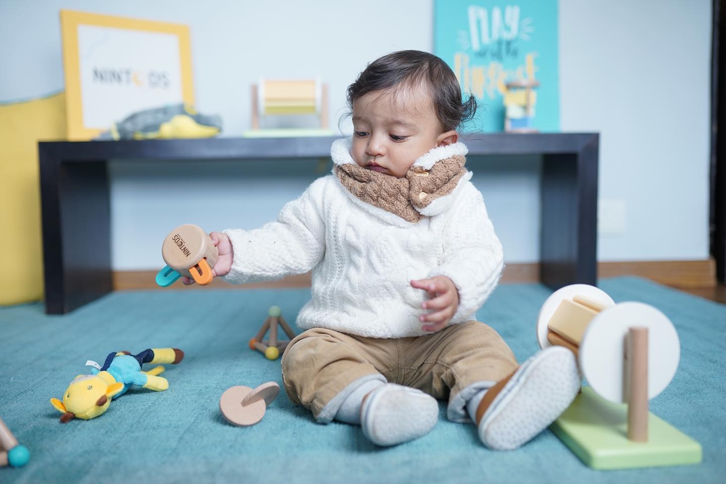 Nintods - Baby playing