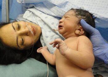 Hey There, New Mommy! You Are Strong